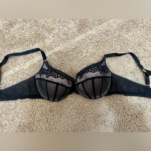 Victoria’s Secret Push Up Bra
